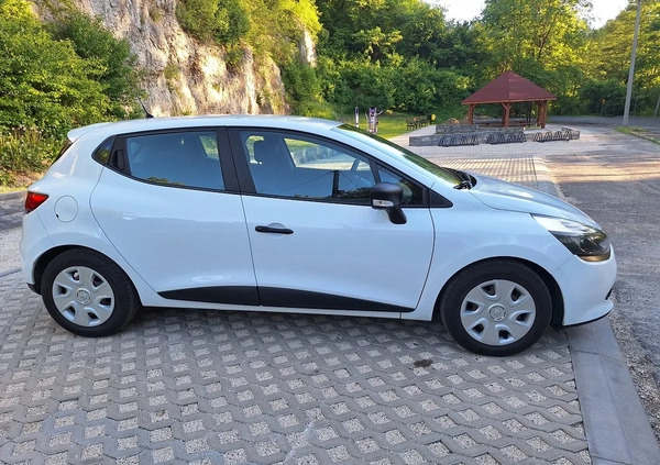 Renault Clio cena 21400 przebieg: 196100, rok produkcji 2015 z Oświęcim małe 106